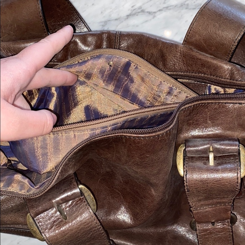 Perlina Leather Tote - Picture 13 of 16